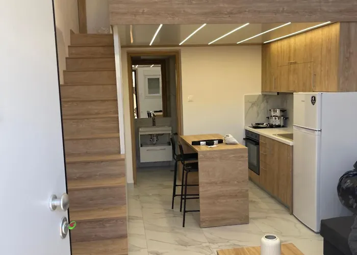 Electroom Lofts نيا ميشانيونا